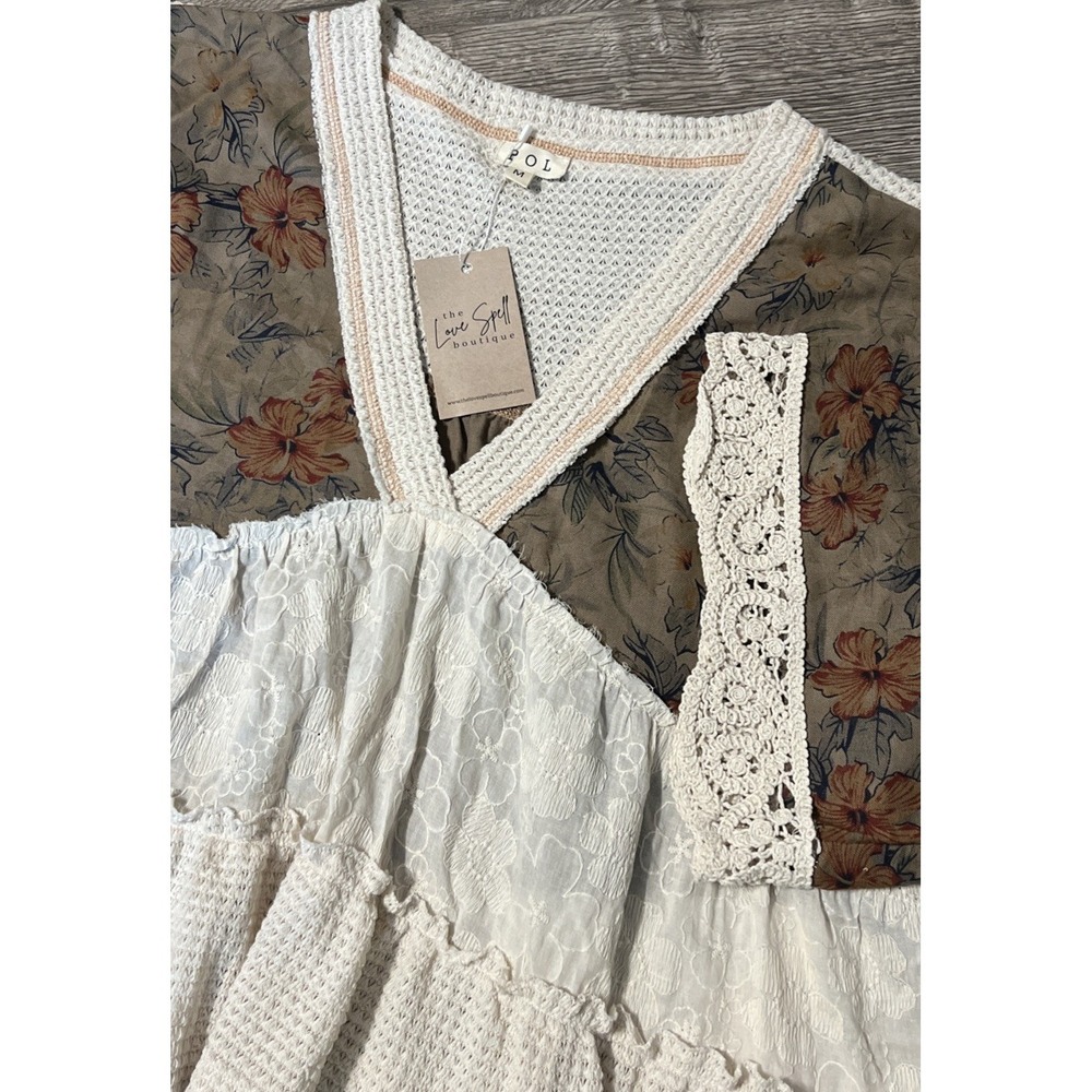 POL NWT Oversized Tiered Patchwork Floral Boho Medium Top Cream & Olive Color